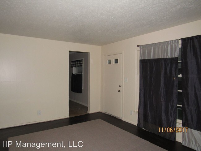 Foto del edificio - 18811 Fairway Ave