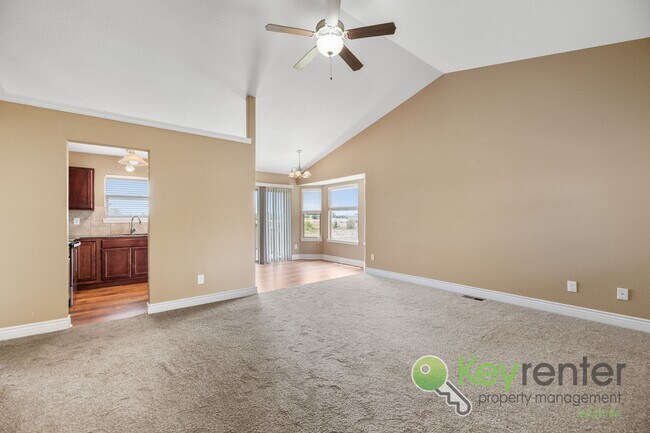 Foto del edificio - 2409-2411 E Coolwater St Duplex