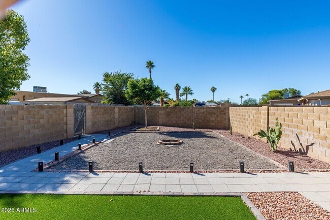 Foto del edificio - Move in ready 3 bedroom, 2bath in Chandler