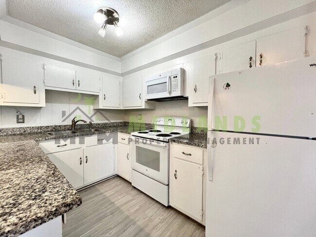 Foto del edificio - 623 Henderson St