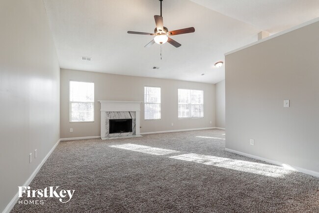 Building Photo - 1698 Fort Connors Way