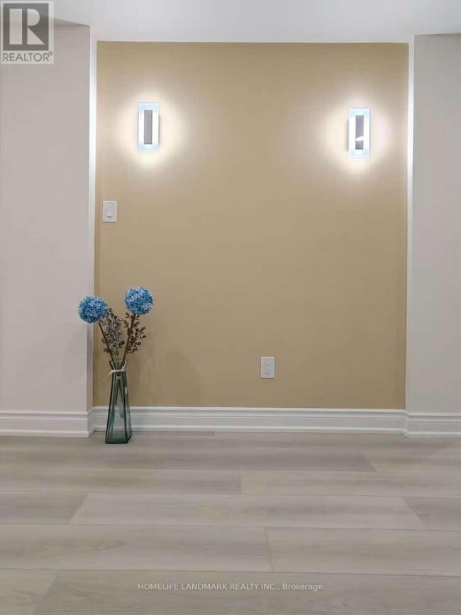 Building Photo - 252 Borealis Ave