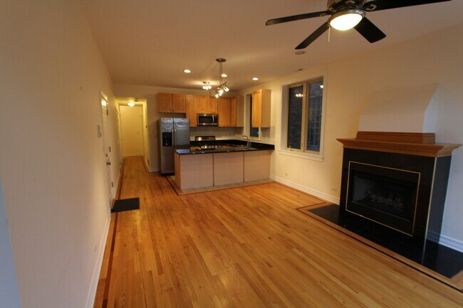 Foto del edificio - 2645 W Haddon Ave