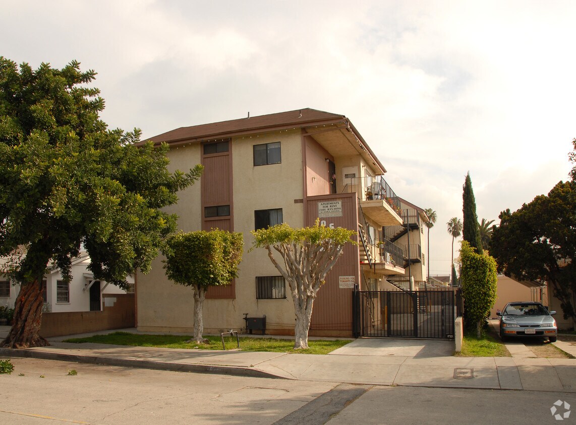 1056 Ravenna Ave, Wilmington, CA 90744 1056 Ravenna Ave Wilmington