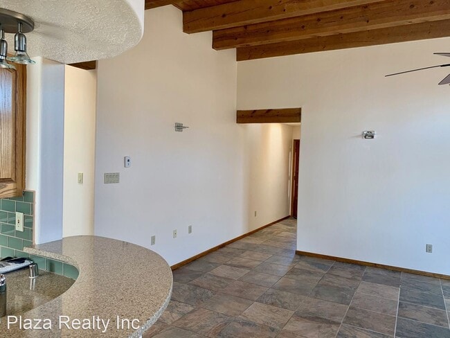 Building Photo - 2 br, 2 bath House - 7441 Saratoga Lane
