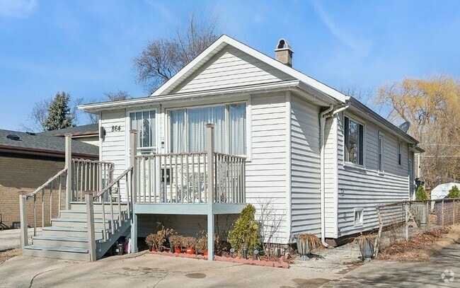 Building Photo - 864 E Thacker St
