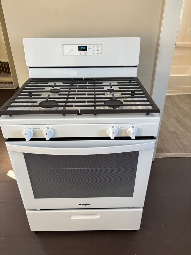 Foto del edificio - Lopus Lake, LLC-217 Pine Str