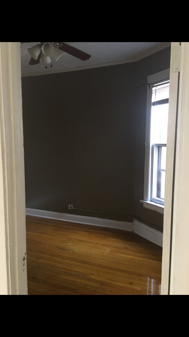 1222 W Albion Ave, Chicago, IL 60626 Apartments 1222 W Albion Ave