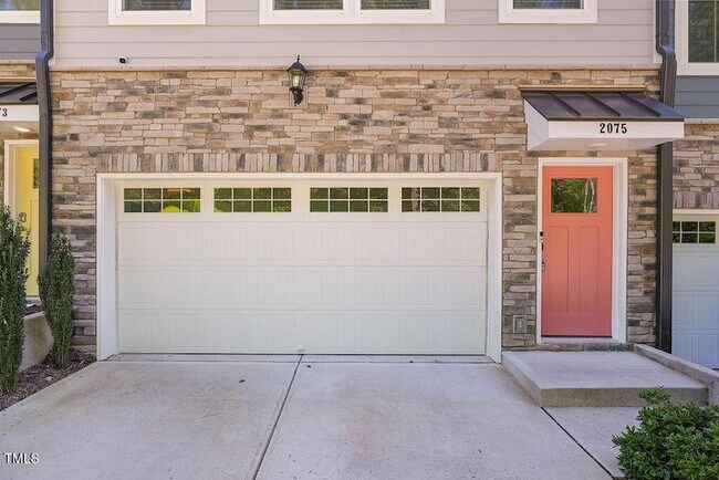 Foto del edificio - 2075 Eva Pearl Dr