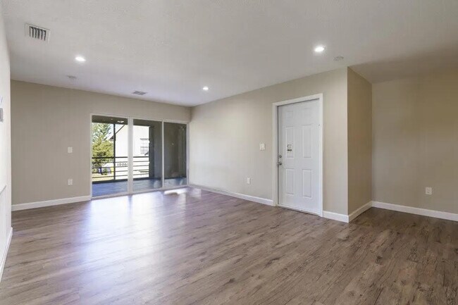 Foto del edificio - 12036 FL A1AAlt