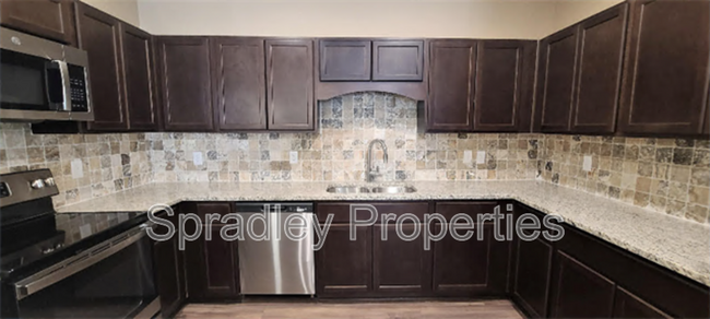 Foto del edificio - 1065 Hibiscus Dr