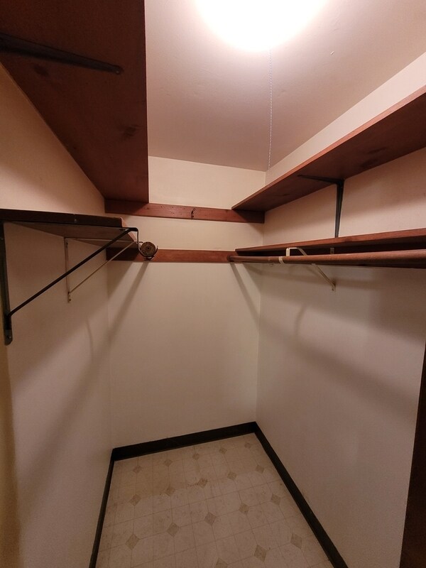 Foto del edificio - 829 Voelker St