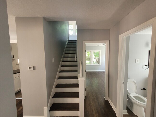 Foto del edificio - 1815 E 69th St