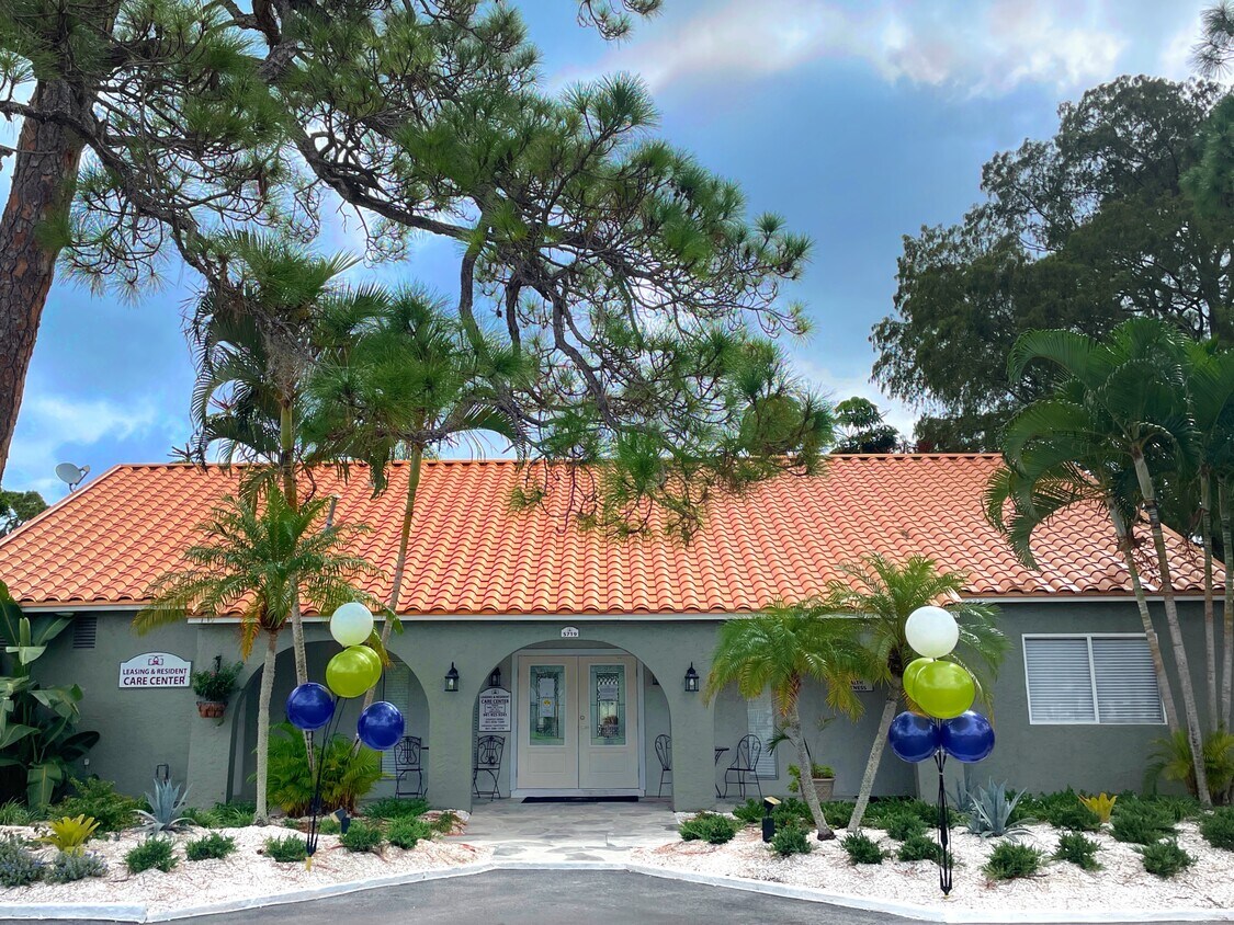 Foto principal - Garden Grove Apartments