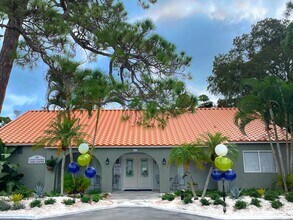 Building Photo - Garden Grove Apartments