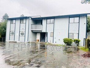 Building Photo - 16006 34th Ave S