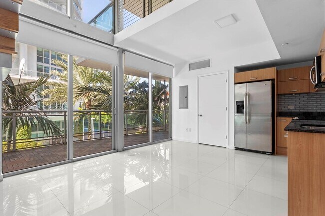 Foto del edificio - 350 S Miami Ave