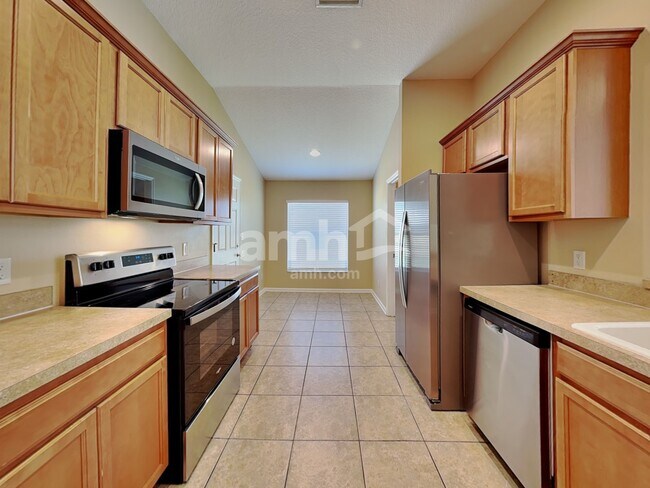 Building Photo - 2938 Santa Marcos Dr