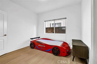 Building Photo - 21881 Via Del Lago