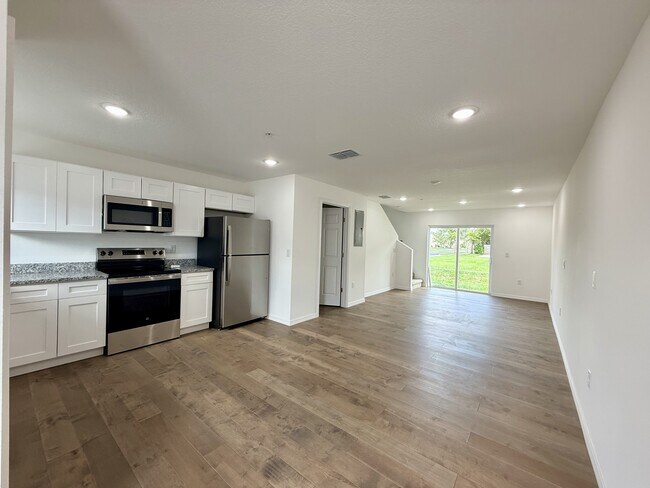Photo - 167 Bowie Ln (Kissimmee, FL) Townhome