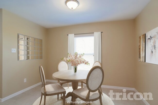 Building Photo - 512 Red Dusk Paint Dr