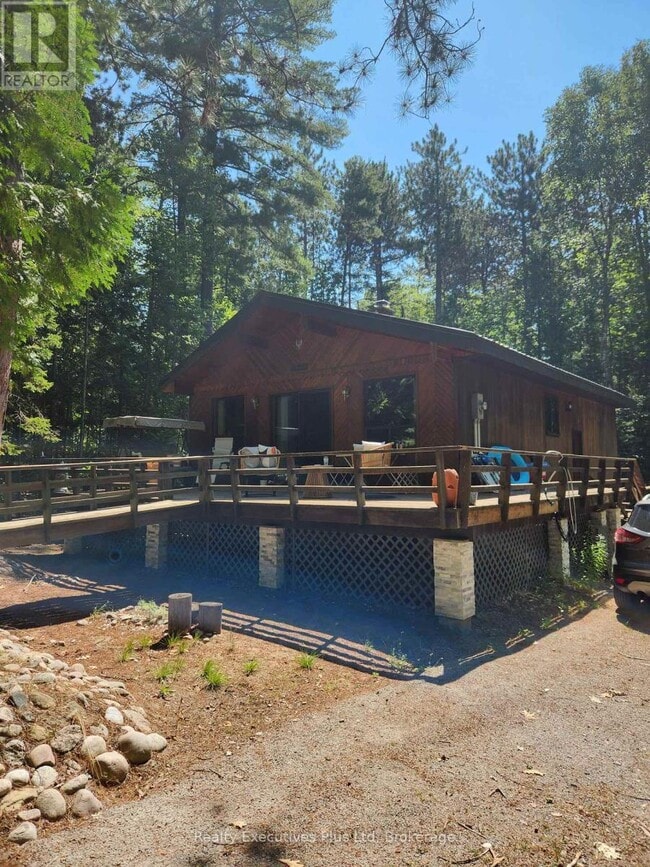 Building Photo - 2 Zelia Ct