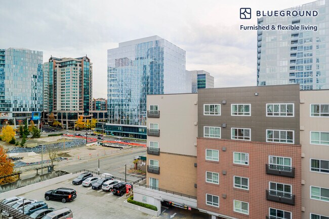 Foto del edificio - 362 Bellevue Way NE