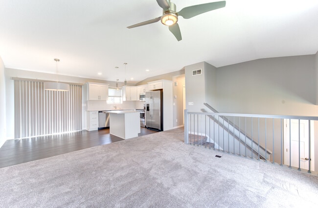 Building Photo - 3948 Orchardview Ln NW