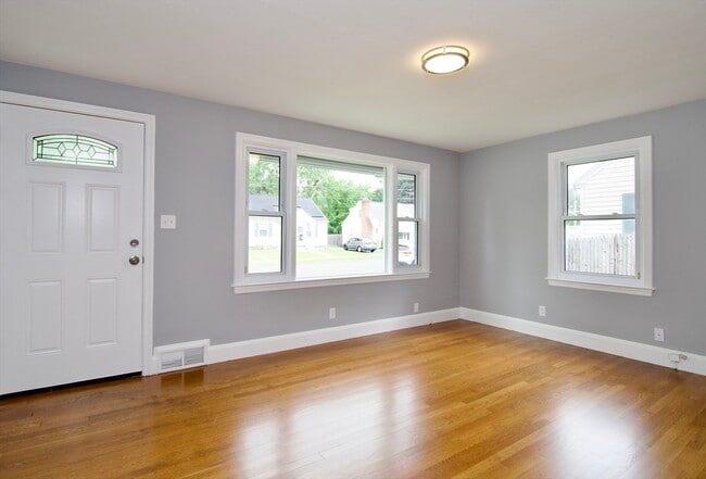 Foto del edificio - 63 Grandview St