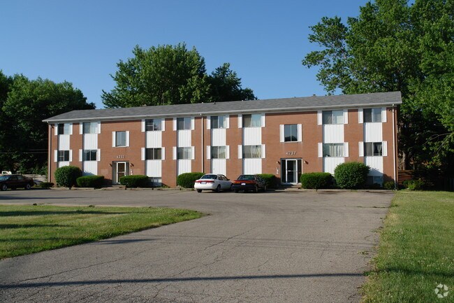 Fairlane Apartments Rentals Lansing, MI