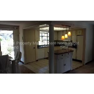 Building Photo - A Wonderful Split Level Home Available Now !!