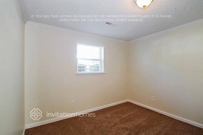 Building Photo - 2048 Buffalo Way