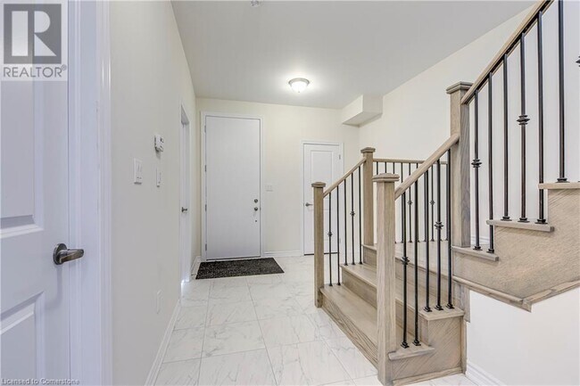 Building Photo - 3071 Welsman Gdns