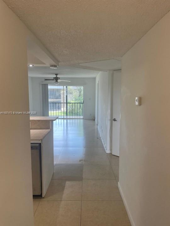 Foto del edificio - 8020 N Colony Cir