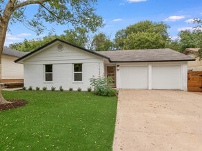 Building Photo - 11620 Fast Horse Dr
