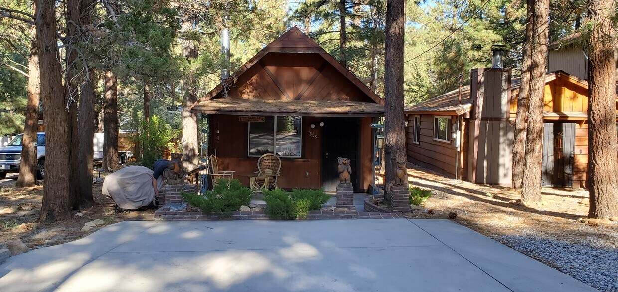 259 Spruce Ln, Big Bear, CA 92314 House Rental in Big Bear, CA