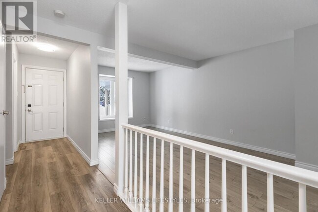 Building Photo - 55 Ashley Crescent