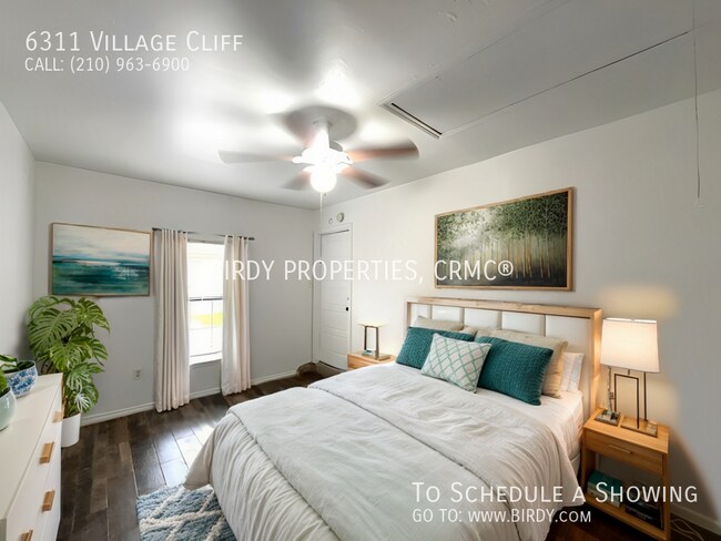 Foto del edificio - 6311 Village Cliff