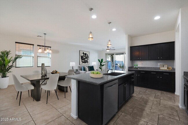 Foto del edificio - 27194 N Skipping Rock Rd