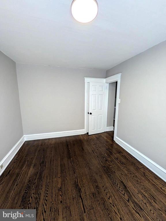 Foto del edificio - 5344 Saul St