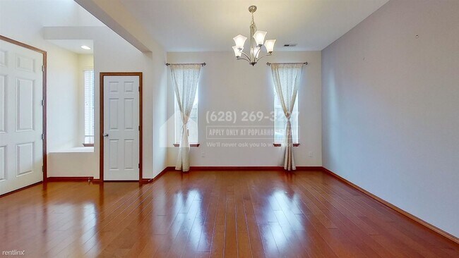 Foto del edificio - 5 br, 3 bath House - 3426 171st Pl SE -