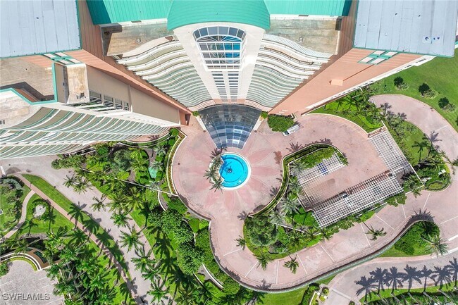 Foto del edificio - 940 Cape Marco Dr