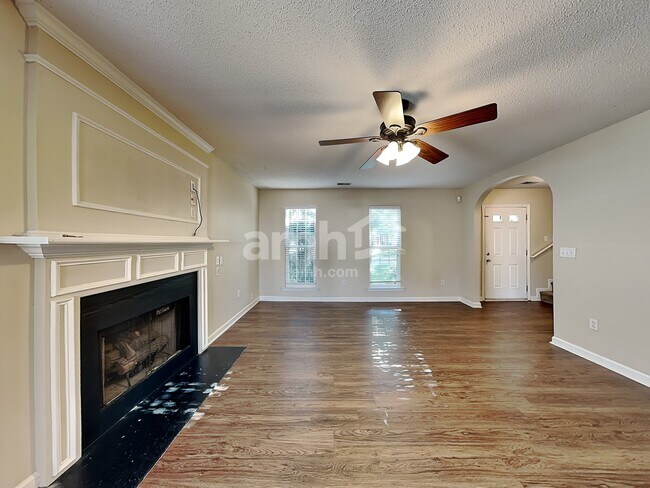 Foto del edificio - 108 Ashby Cross Ct