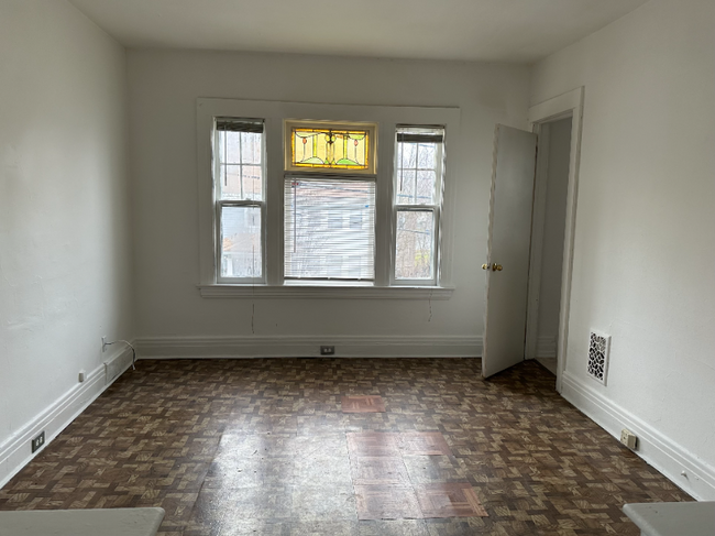 Building Photo - 948 Jefferson Ave