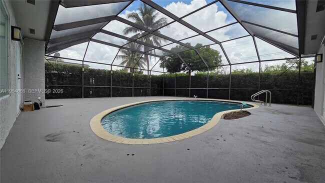 Foto del edificio - 1245 Coral Ln