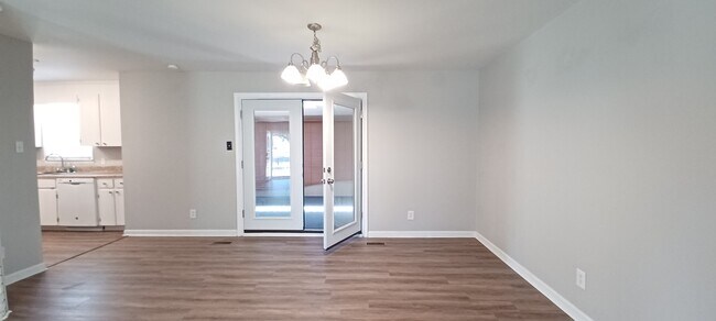 Foto del edificio - 206 S Hillcrest Dr