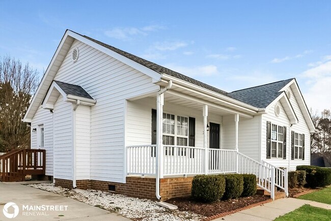 Building Photo - 212 Hunter Way