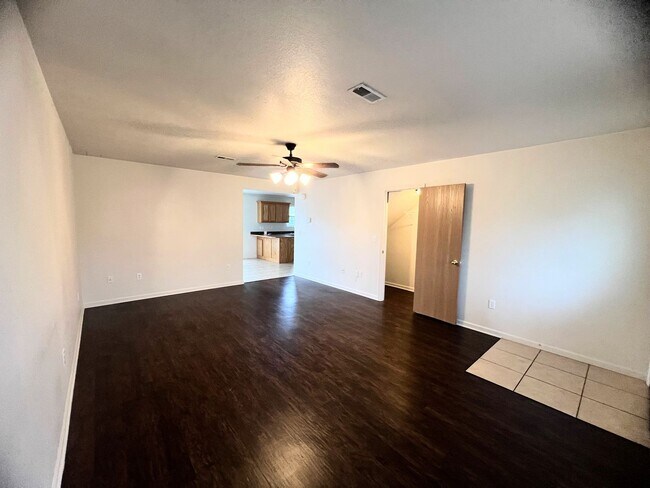 Building Photo - 16217 Holy Cross Ln