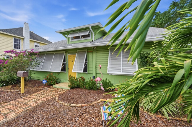 Foto del edificio - 117 S Palmway