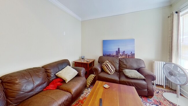 Building Photo - 409 Beloit Ave